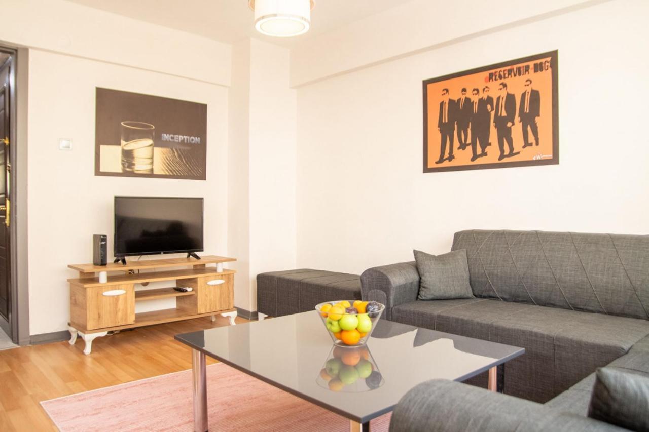 Vibrant And Flat Near Kordon In Alsancak Apartment *